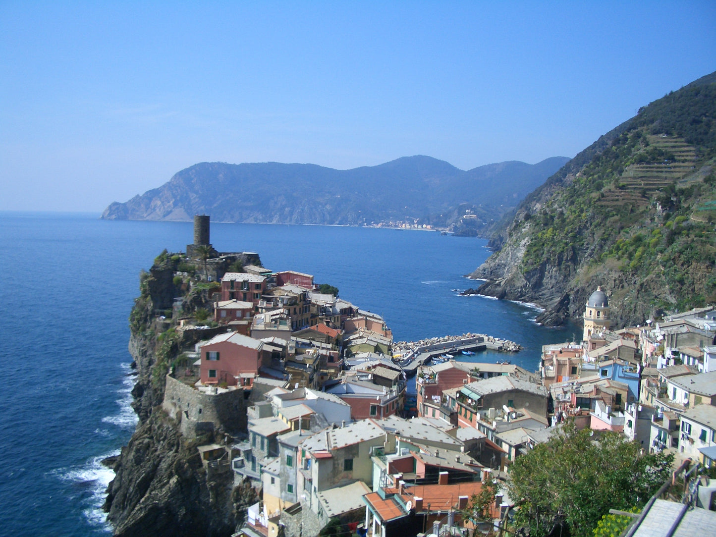 (a cinque terre beach) acrylic painting